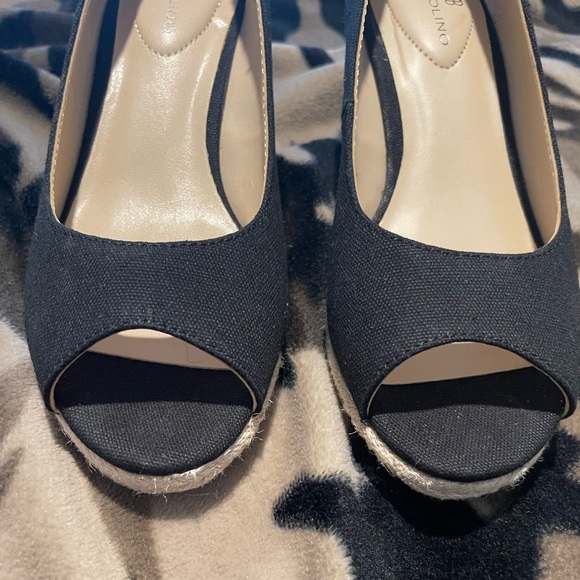 NWOTBandolino  Size 5M Black Canvas Open toe - Picture 1 of 14